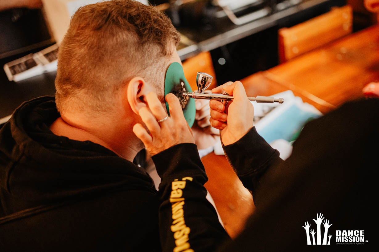 Airbrush technika zblízka
