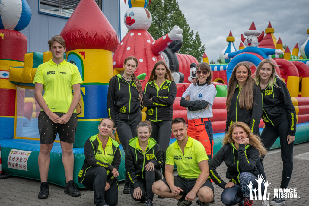 PIERBURG s.r.o., Eventová agentura DanceMission.CZ, teambuilding, family day, zábavné atrakce, sportovní aktivity, programy pro děti, balónková dekorace, balónková výzdoba, fotoslužby, fotoreport, Teplice